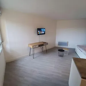 appartement-tout-equipe-2-a-4-couchages-st-charles.fr-provencehotel.com/